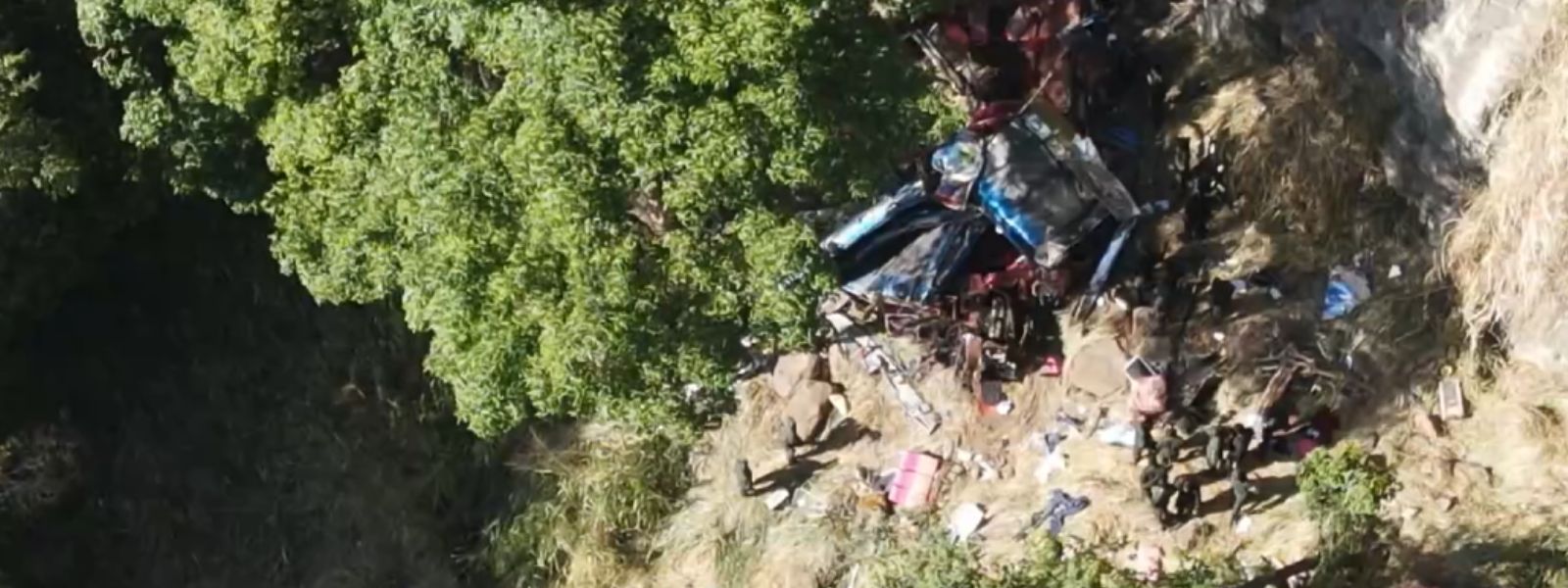 Final Rites of Ella Bus Crash Victims In Tangalle